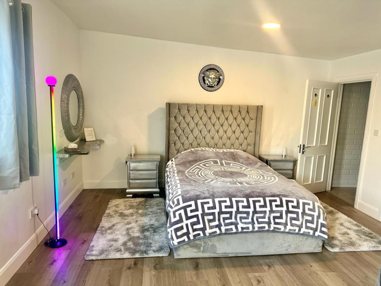 Kildare Luxury Suites 外观 照片